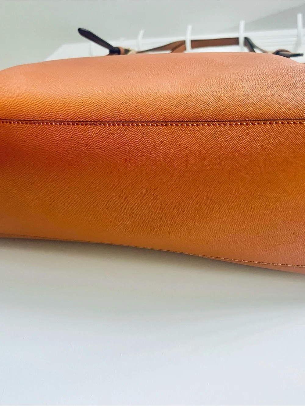 Tory Burch Large York  Buckle Caramel Saffiano Leather Shoulder/tote Bag